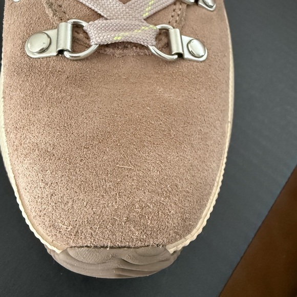 Sorel Out N About III Conquest WP Omega Taupe Waterproof Boots - Picture 5 of 6